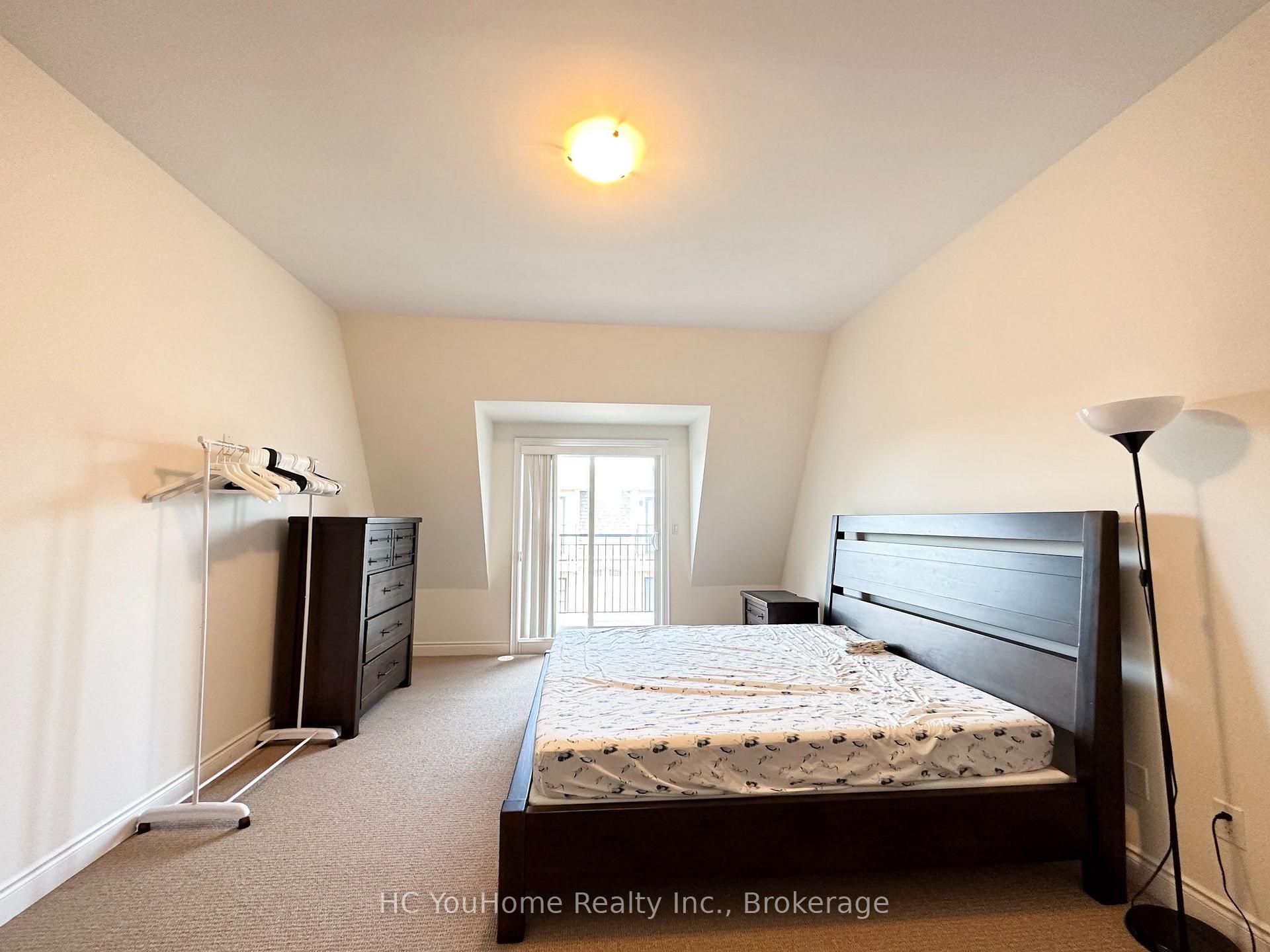 Photo 18 of 2097 Queensborough Gate, Mississauga, Central Erin Mills — HOMEH