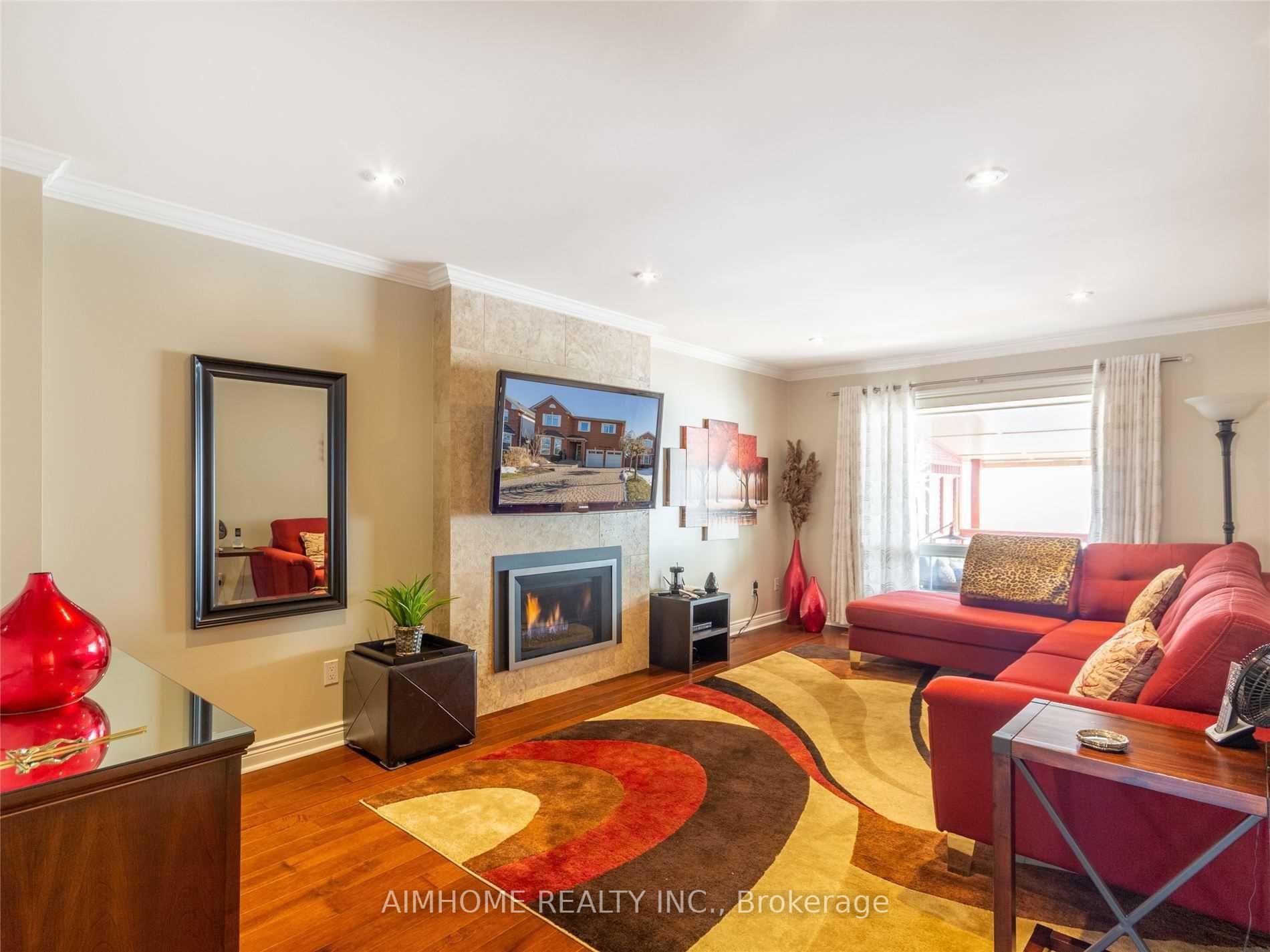 Photo 20 of 843 Corbett's Road, Oshawa, Pinecrest — HOMEH