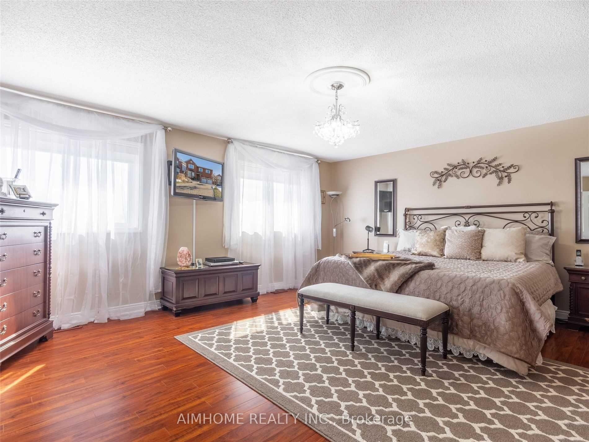 Photo 26 of 843 Corbett's Road, Oshawa, Pinecrest — HOMEH