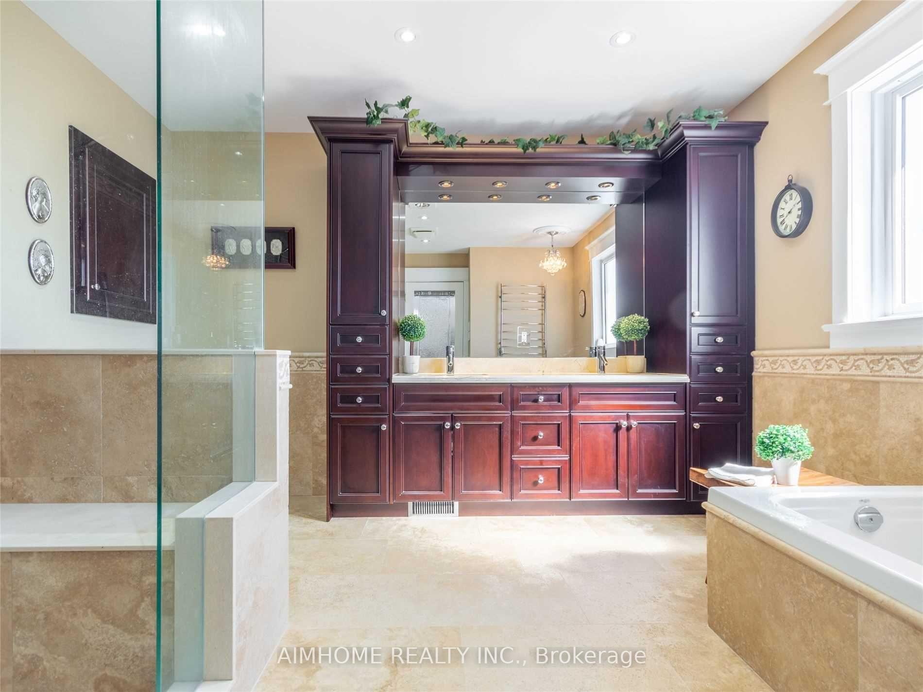 Photo 29 of 843 Corbett's Road, Oshawa, Pinecrest — HOMEH