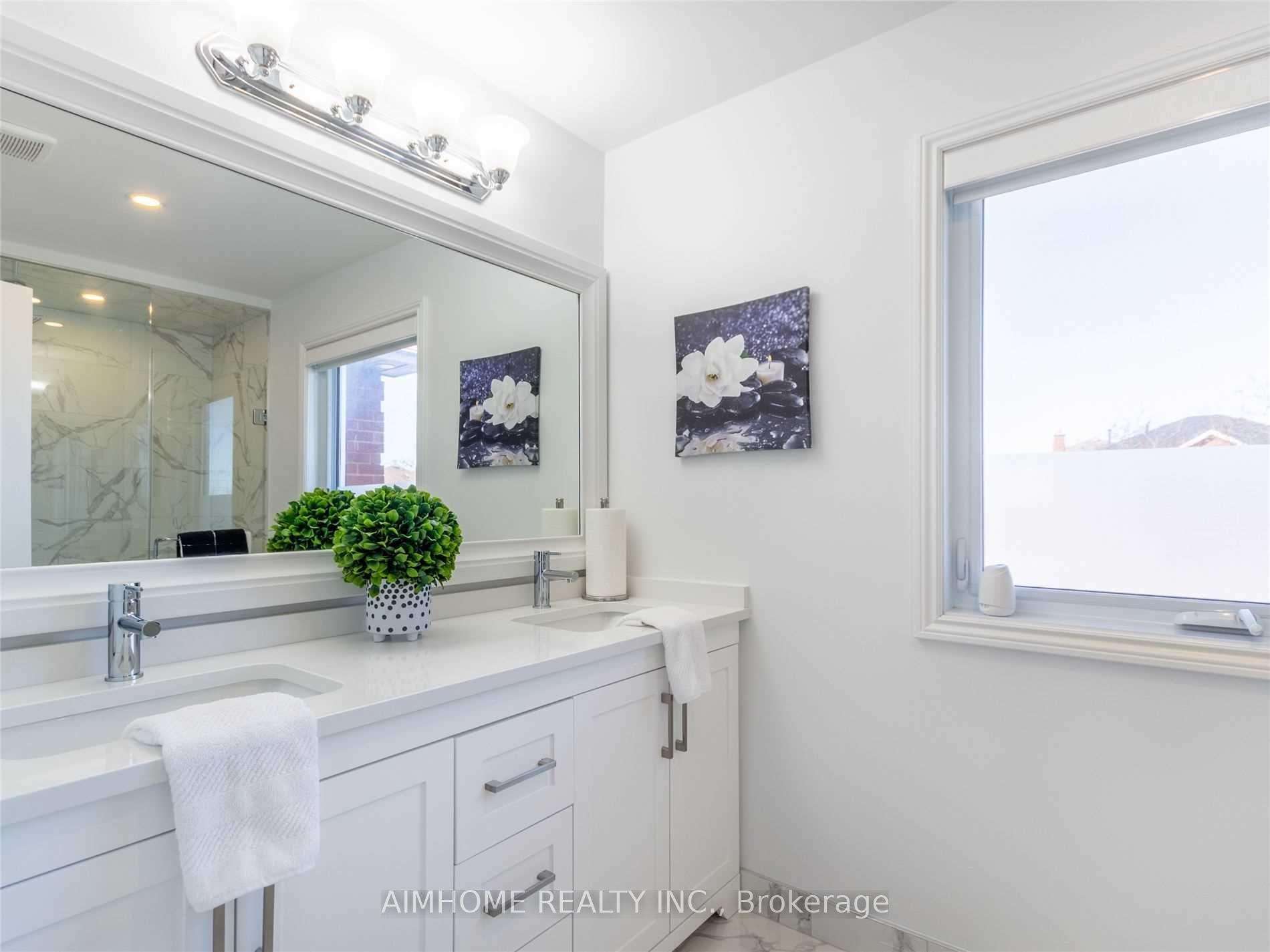 Photo 32 of 843 Corbett's Road, Oshawa, Pinecrest — HOMEH