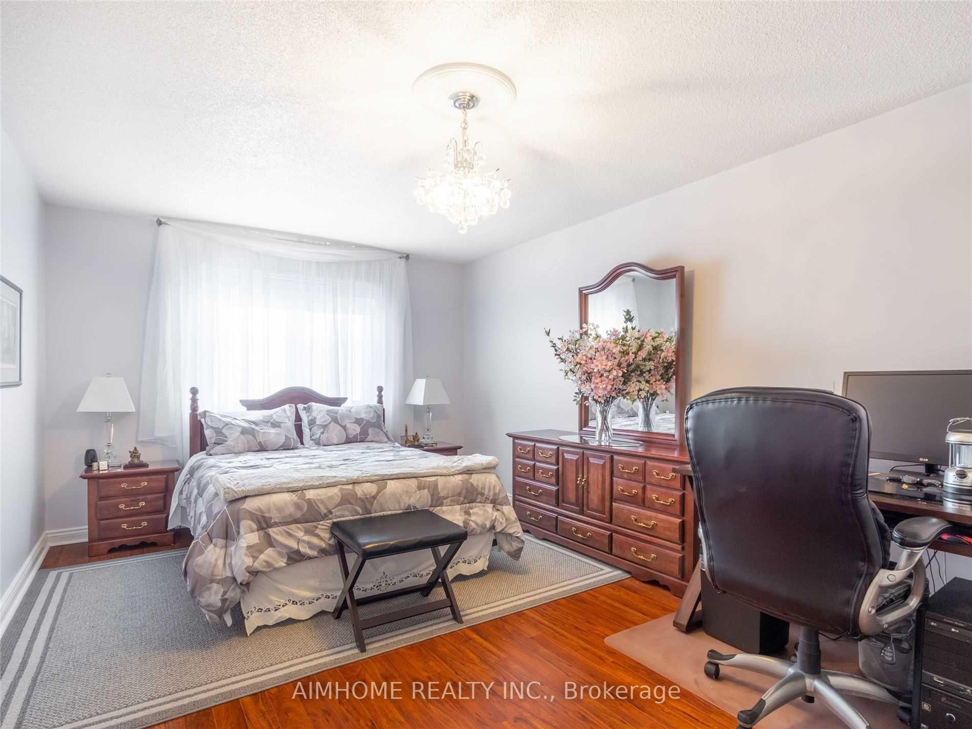 Photo 34 of 843 Corbett's Road, Oshawa, Pinecrest — HOMEH