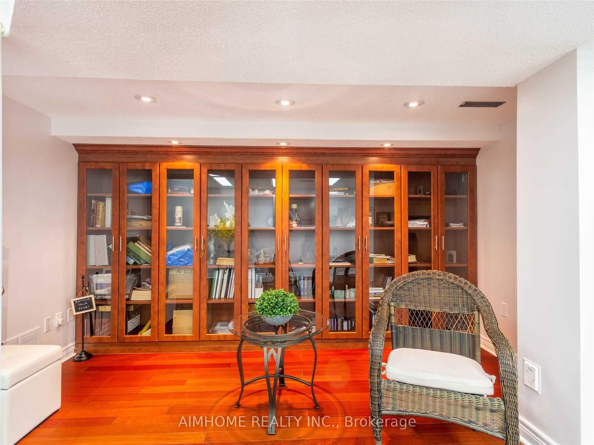 Photo 36 of 843 Corbett's Road, Oshawa, Pinecrest — HOMEH