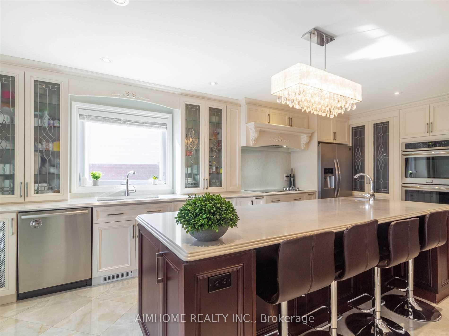Photo 21 of 843 Corbett's Road, Oshawa, Pinecrest — HOMEH