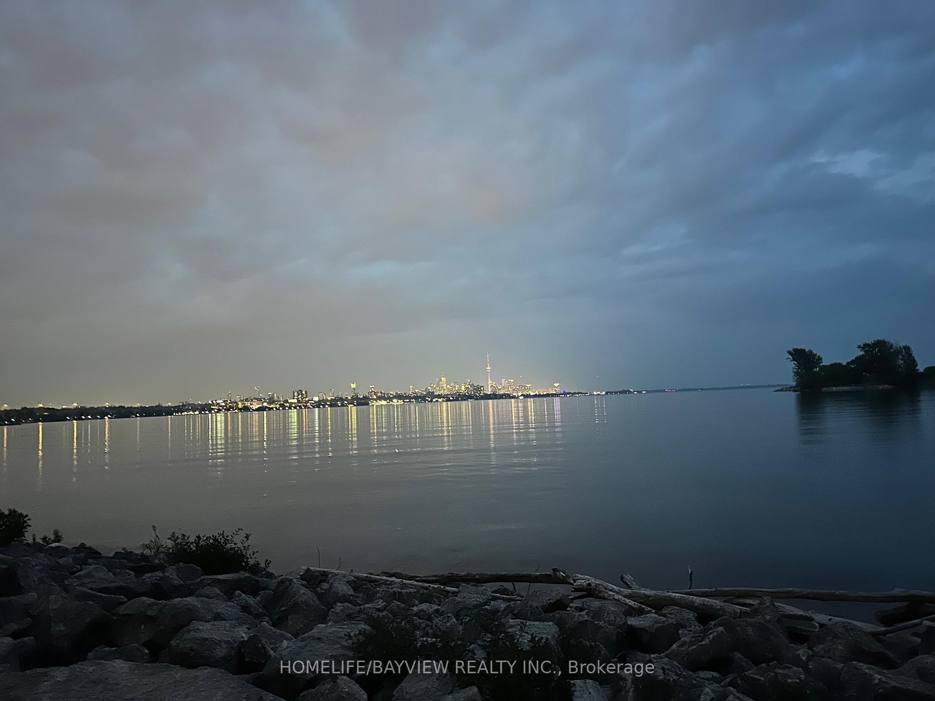 Photo 12 of Unit 310, 110 Marine Parade Drive, Etobicoke, Mimico — HOMEH
