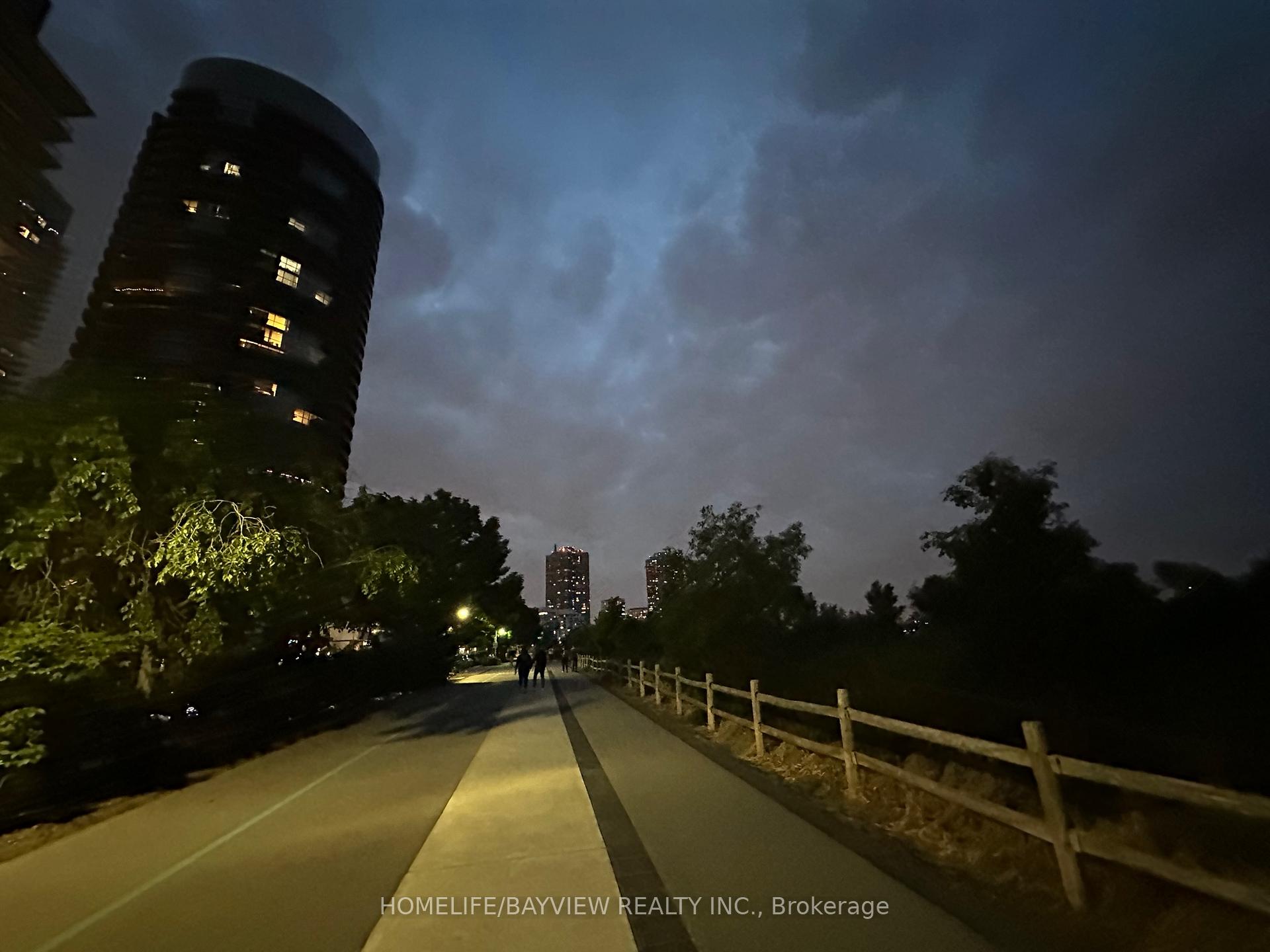 Photo 14 of Unit 310, 110 Marine Parade Drive, Etobicoke, Mimico — HOMEH