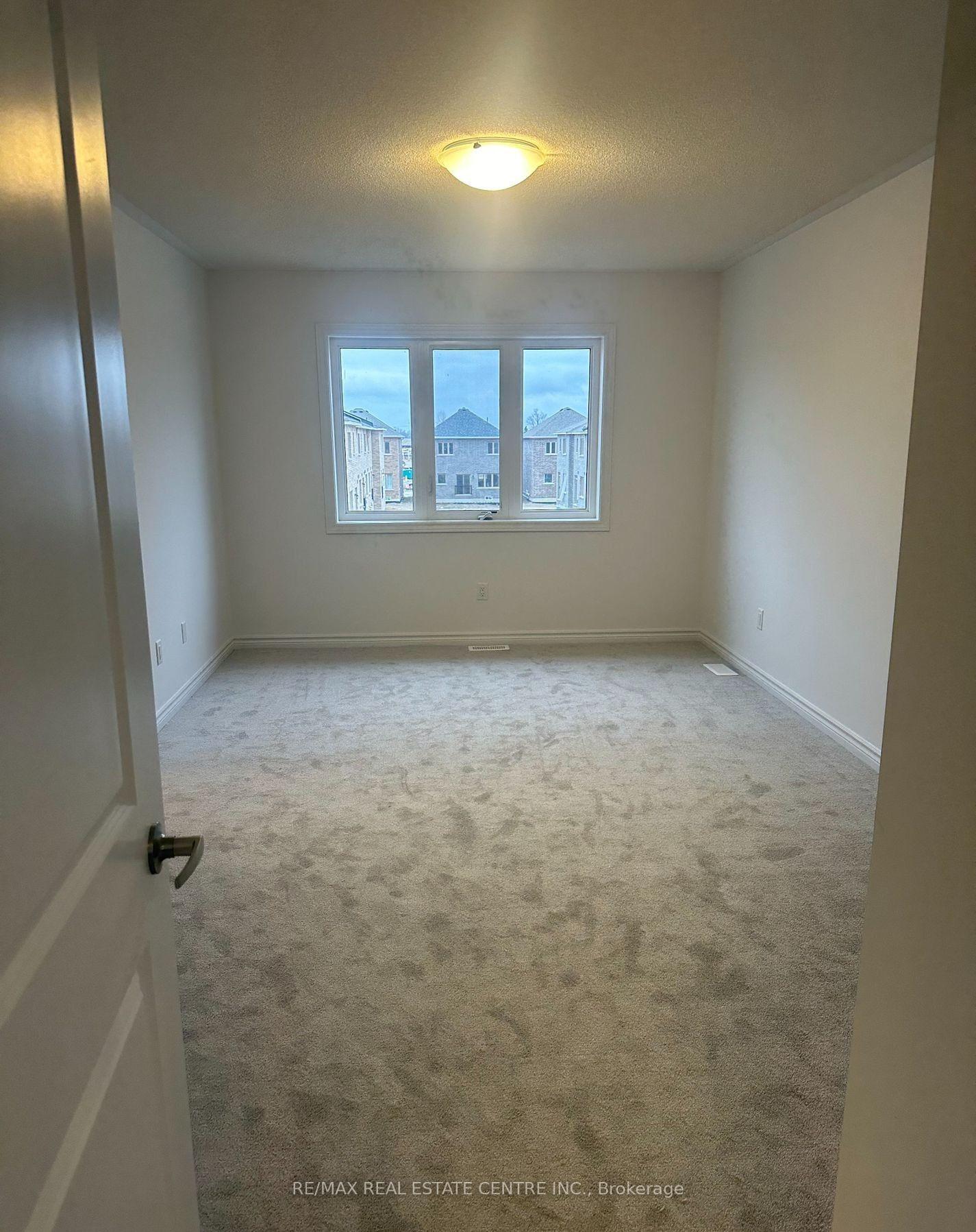Photo 10 of 309 Russell Street, Southgate — HOMEH