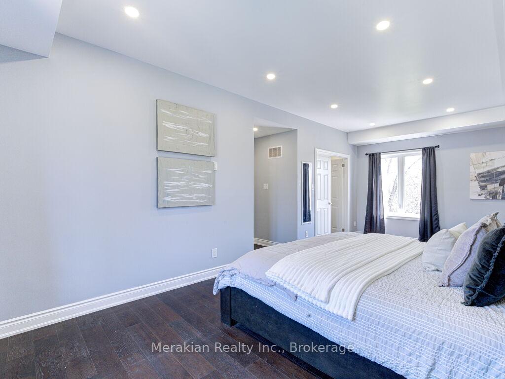 Photo 29 of 214 Folkstone Crescent, Brampton, Southgate — HOMEH