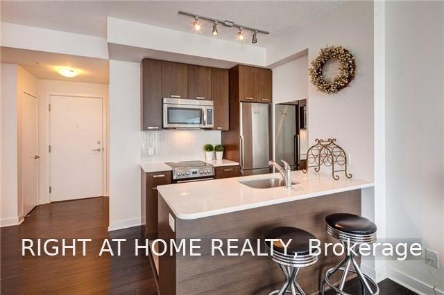 Photo 6 of Unit 3408, 295 Adelaide Street W, Toronto, Waterfront Communities — HOMEH