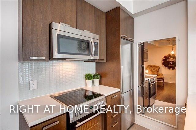 Photo 8 of Unit 3408, 295 Adelaide Street W, Toronto, Waterfront Communities — HOMEH