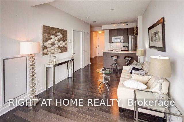 Photo 16 of Unit 3408, 295 Adelaide Street W, Toronto, Waterfront Communities — HOMEH