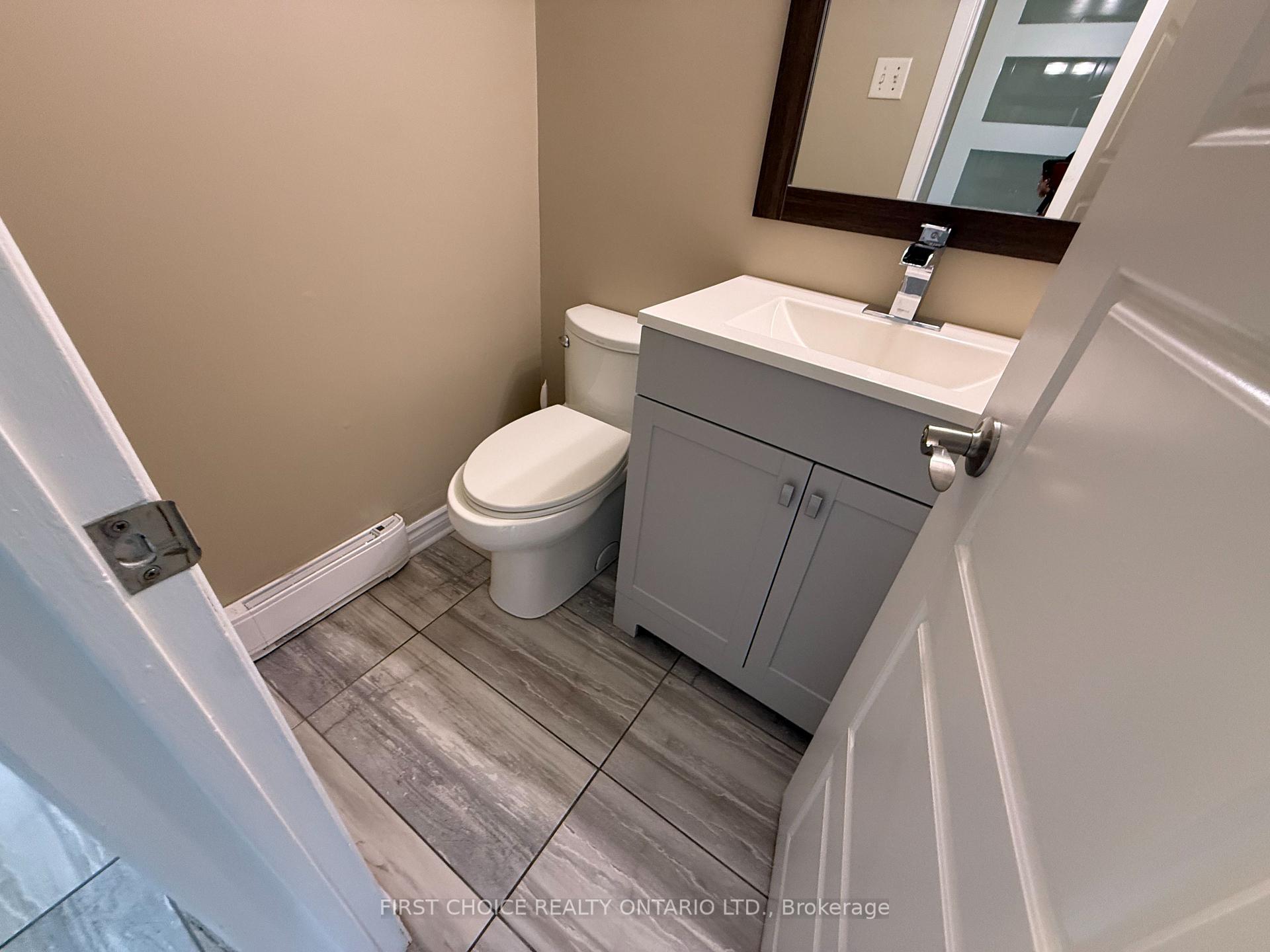 Photo 26 of 32 Appleby Private, Ottawa, Carleton Heights — HOMEH