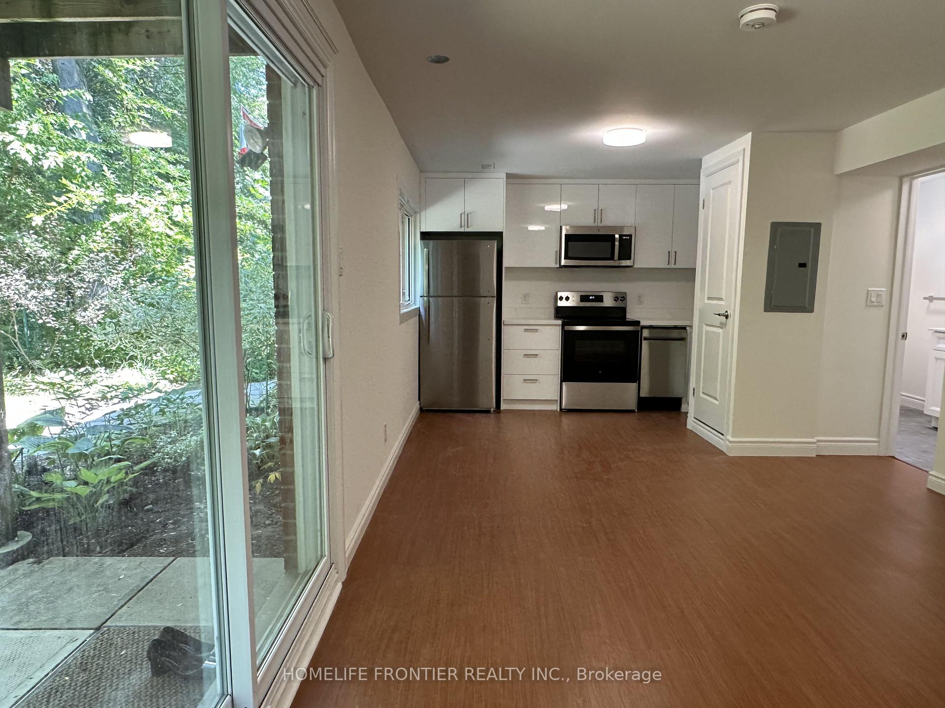 Photo 1 of Unit B, 11 Alpaca Drive, Scarborough, Woburn — HOMEH