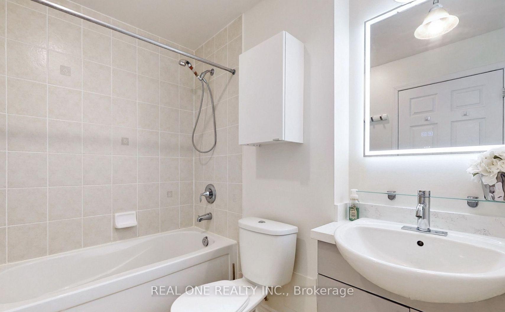Photo 10 of Unit 2303, 18 Holmes Avenue, North York, Willowdale East — HOMEH