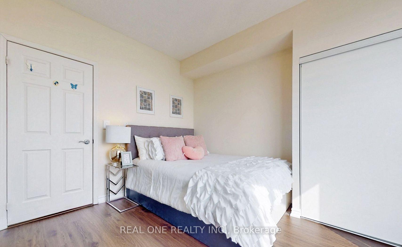 Photo 12 of Unit 2303, 18 Holmes Avenue, North York, Willowdale East — HOMEH