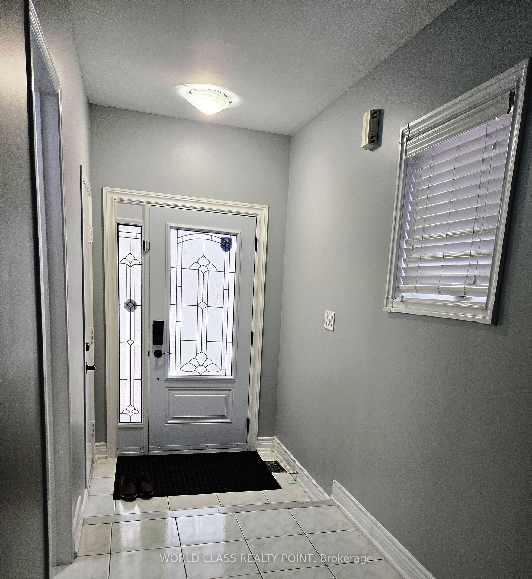 Photo 2 of 6136 Ford Road, Mississauga, East Credit — HOMEH