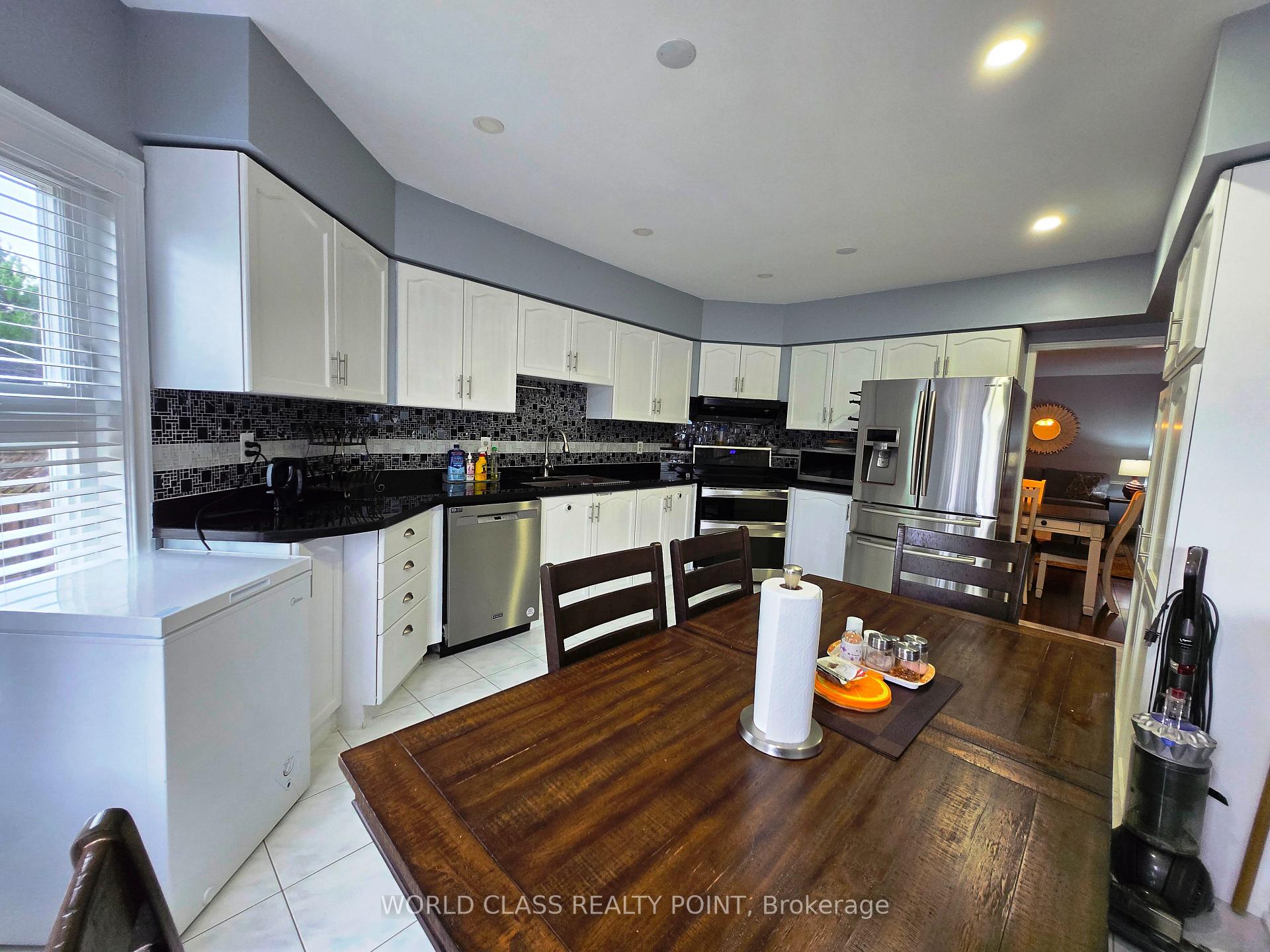 Photo 7 of 6136 Ford Road, Mississauga, East Credit — HOMEH
