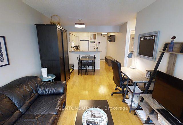Photo 8 of Unit 622, 109 Front Street E, Toronto, Waterfront Communities — HOMEH