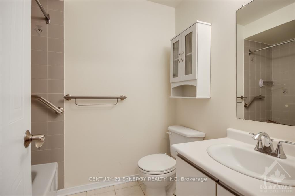 Photo 25 of 532 Pocono Crescent, Ottawa, Fallingbrook/Gardenway South — HOMEH