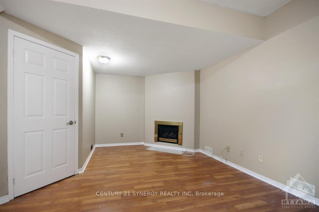 Photo 28 of 532 Pocono Crescent, Ottawa, Fallingbrook/Gardenway South — HOMEH
