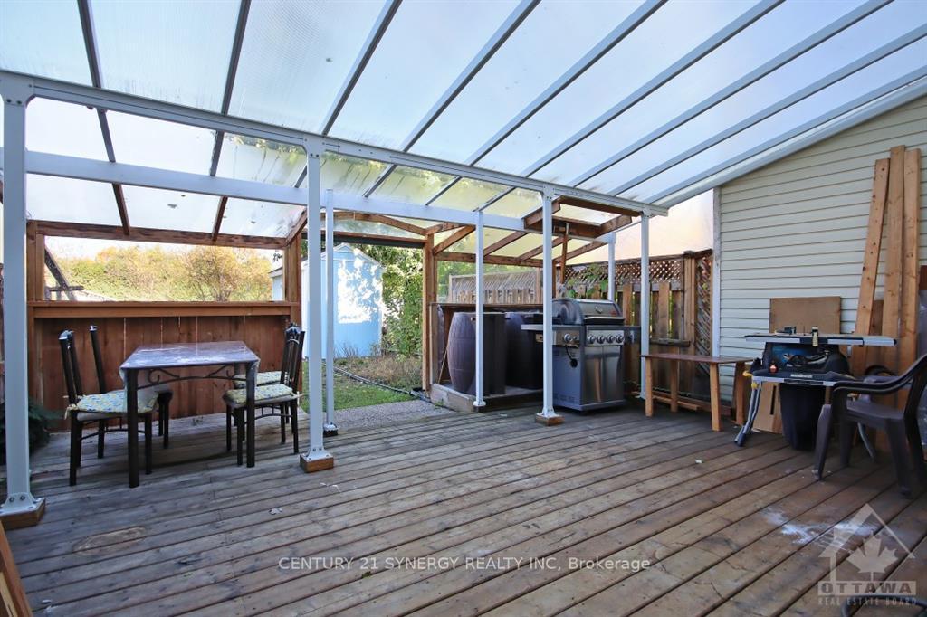 Photo 31 of 532 Pocono Crescent, Ottawa, Fallingbrook/Gardenway South — HOMEH