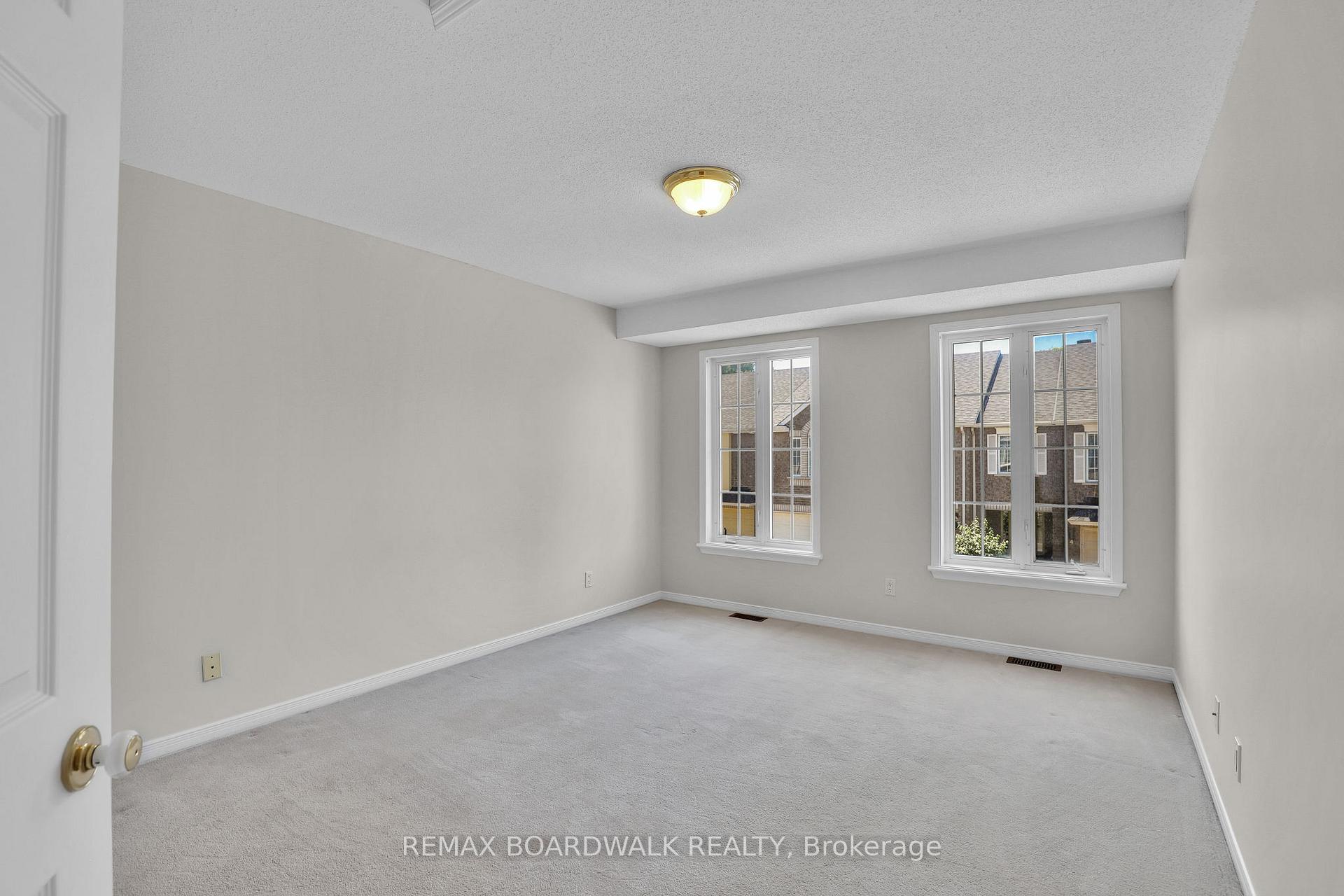 Photo 20 of 5 Maple Park Private, Ottawa, Upper Hunt Club — HOMEH
