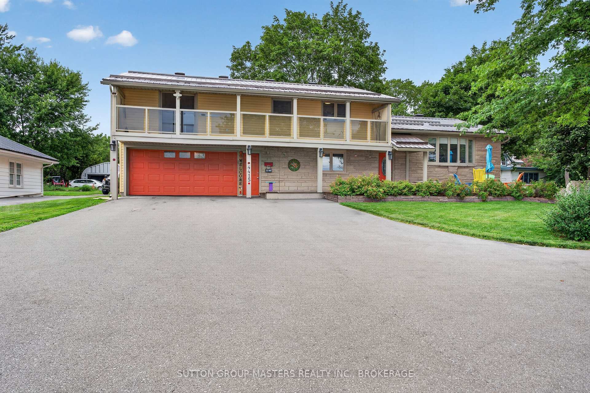 Photo 4 of 4415 Bath Road, Loyalist, Amherstview — HOMEH