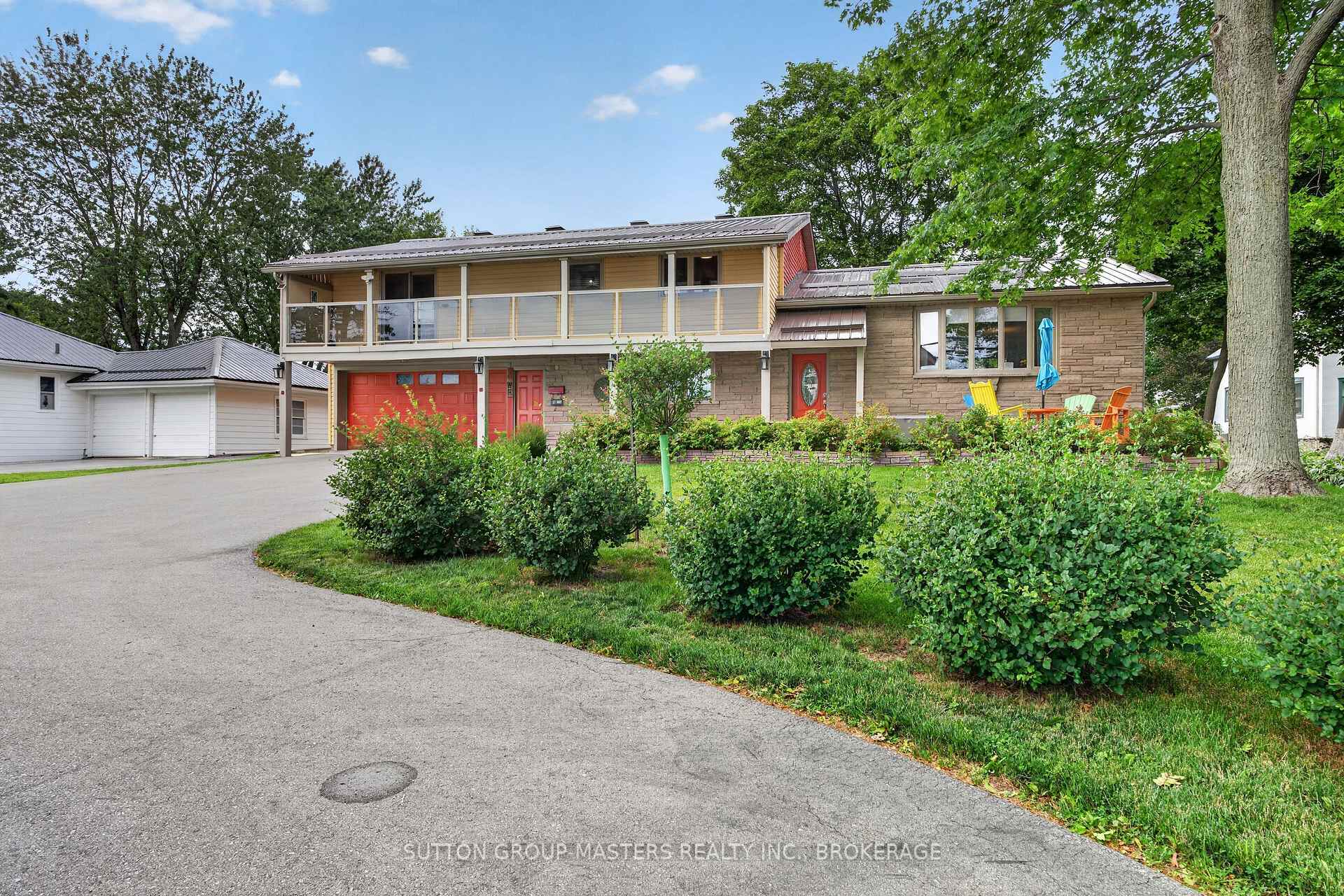 Photo 5 of 4415 Bath Road, Loyalist, Amherstview — HOMEH