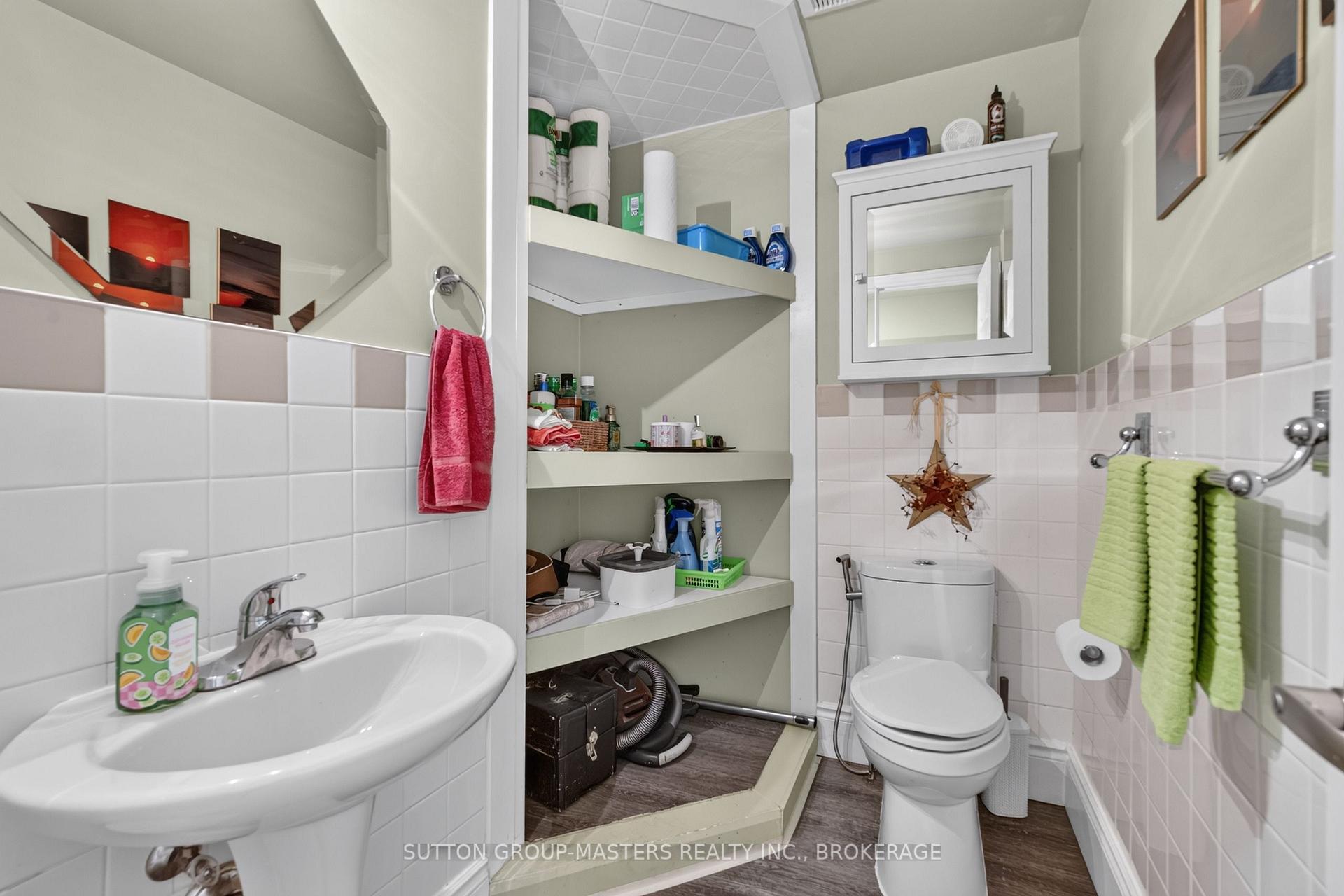 Photo 21 of 4415 Bath Road, Loyalist, Amherstview — HOMEH