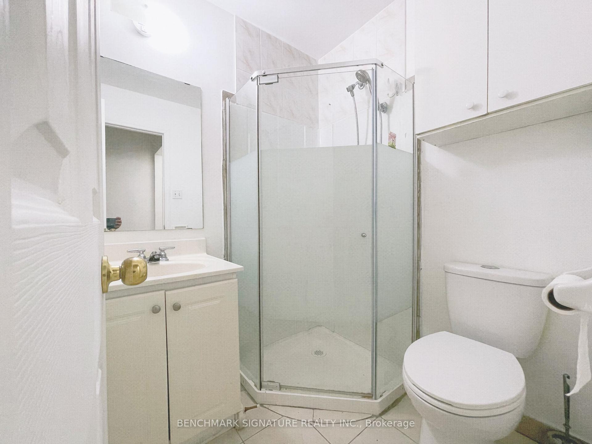 Photo 14 of 102 Greensboro Drive, Markham, Milliken Mills West — HOMEH