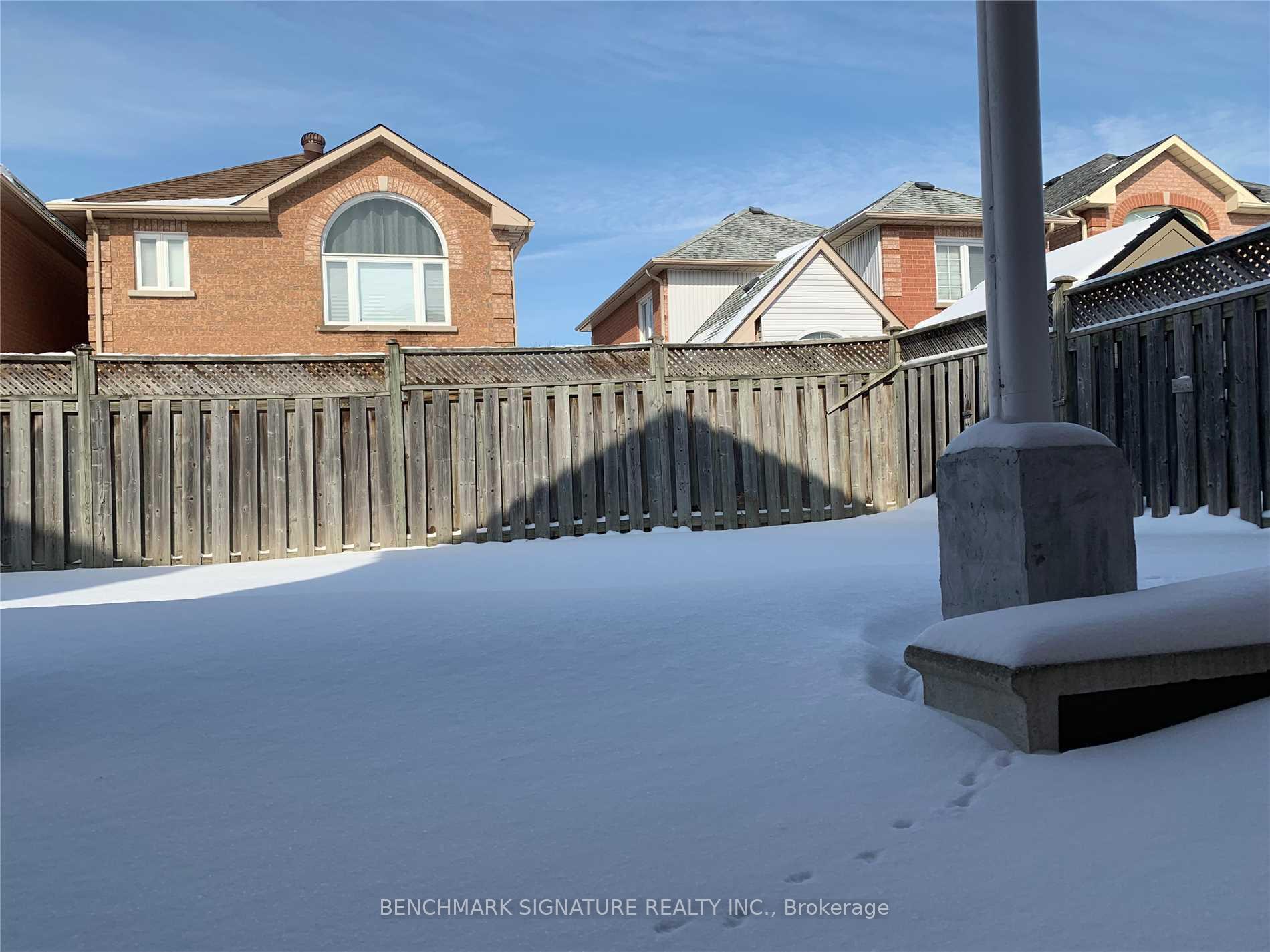 Photo 16 of 102 Greensboro Drive, Markham, Milliken Mills West — HOMEH