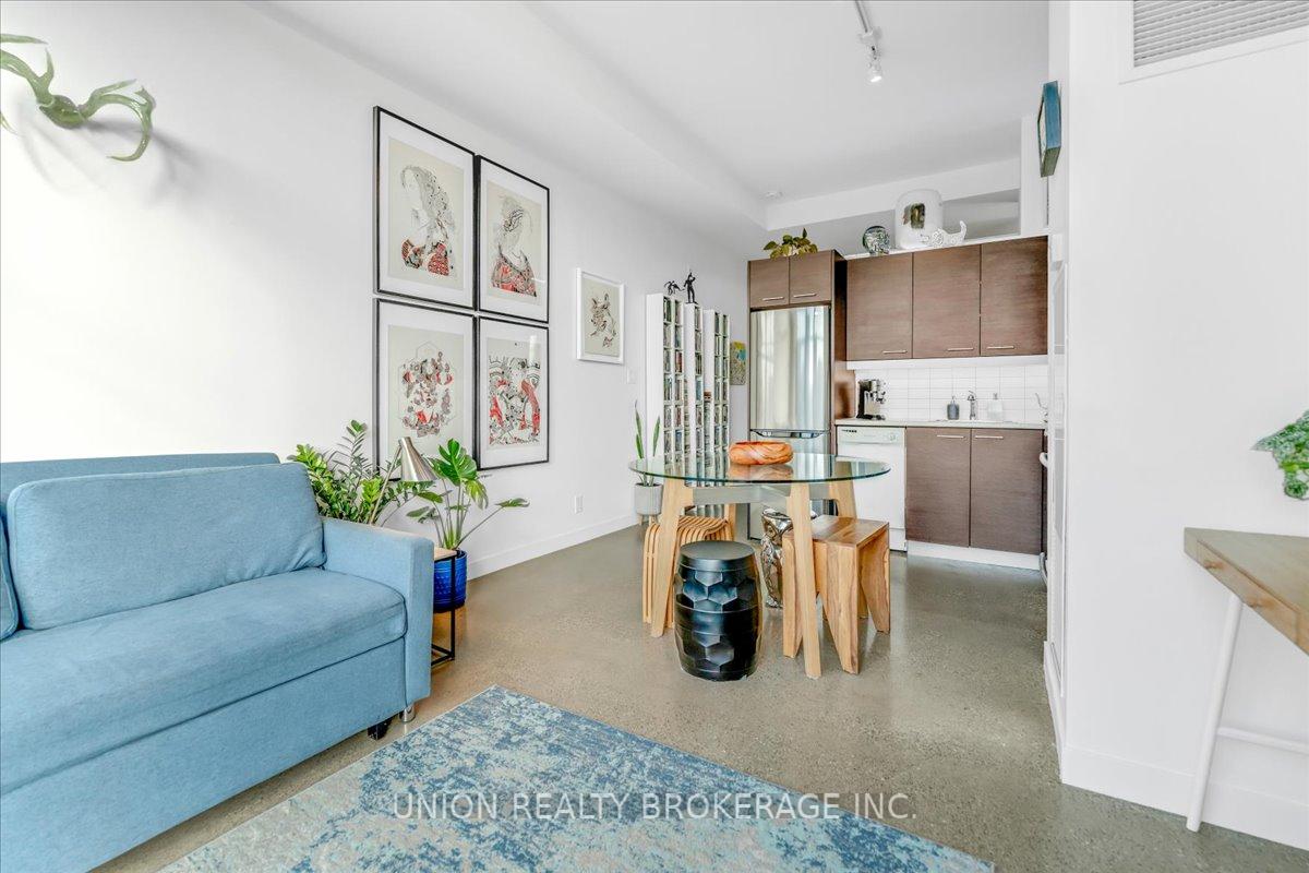 Photo 7 of Unit 404, 569 King Street E, Toronto, Moss Park — HOMEH