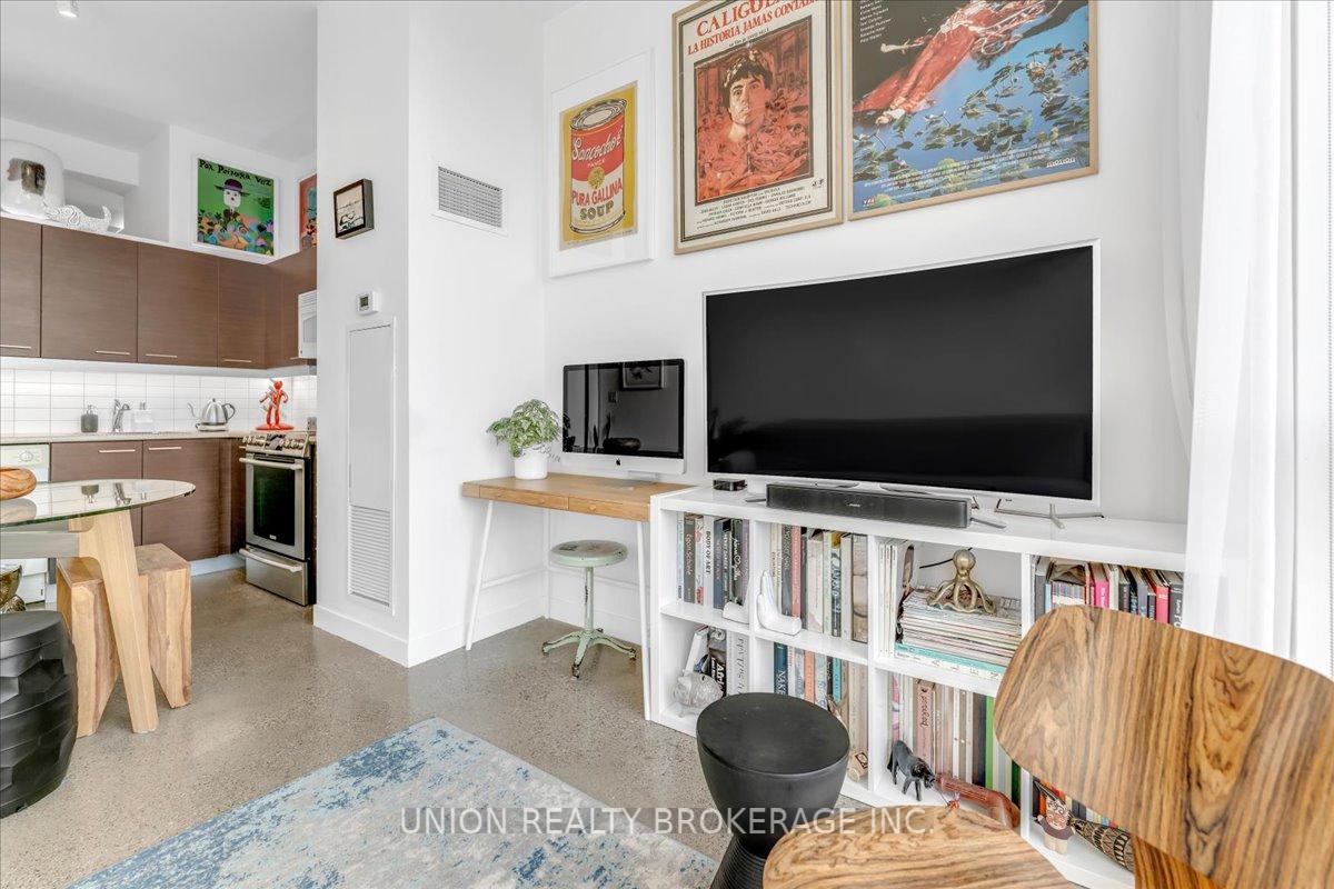 Photo 9 of Unit 404, 569 King Street E, Toronto, Moss Park — HOMEH