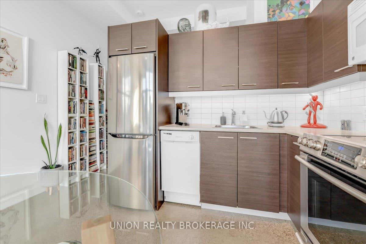 Photo 12 of Unit 404, 569 King Street E, Toronto, Moss Park — HOMEH
