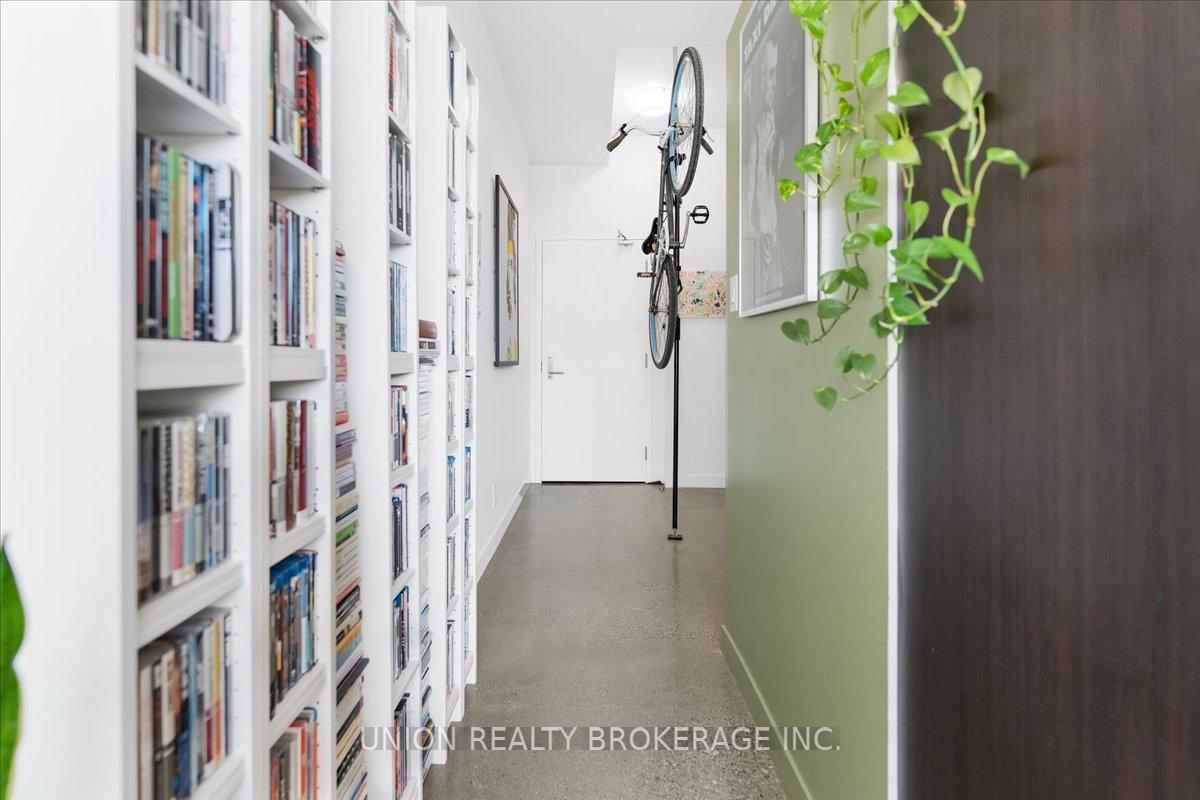 Photo 16 of Unit 404, 569 King Street E, Toronto, Moss Park — HOMEH