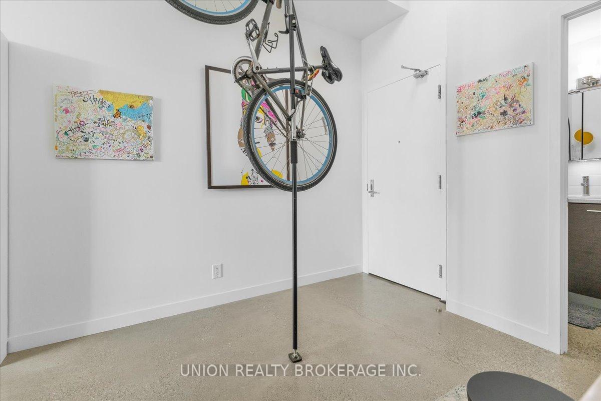 Photo 25 of Unit 404, 569 King Street E, Toronto, Moss Park — HOMEH