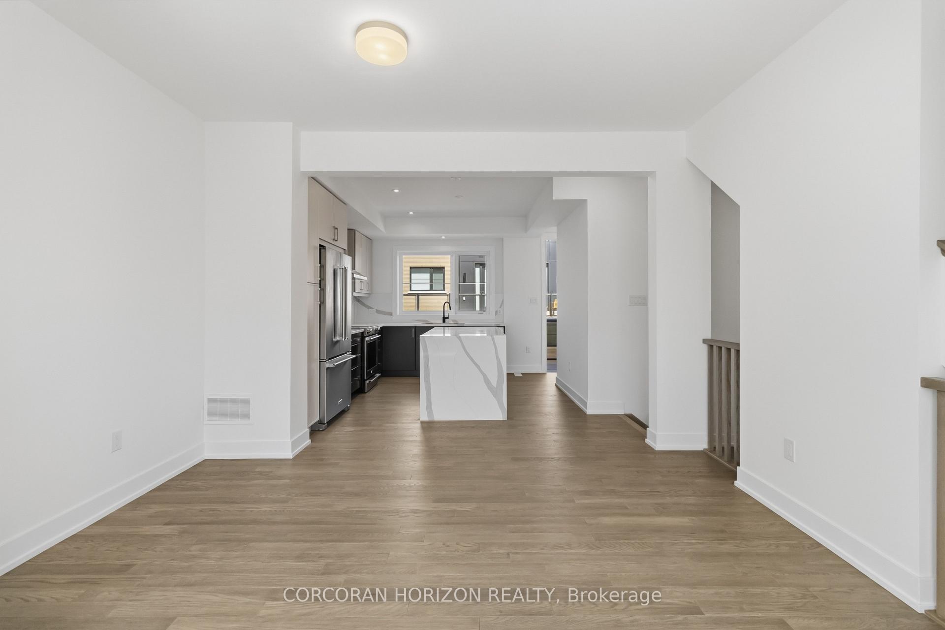 Photo 4 of Unit 38, 2273 Turnberry Road, Burlington, Rose — HOMEH