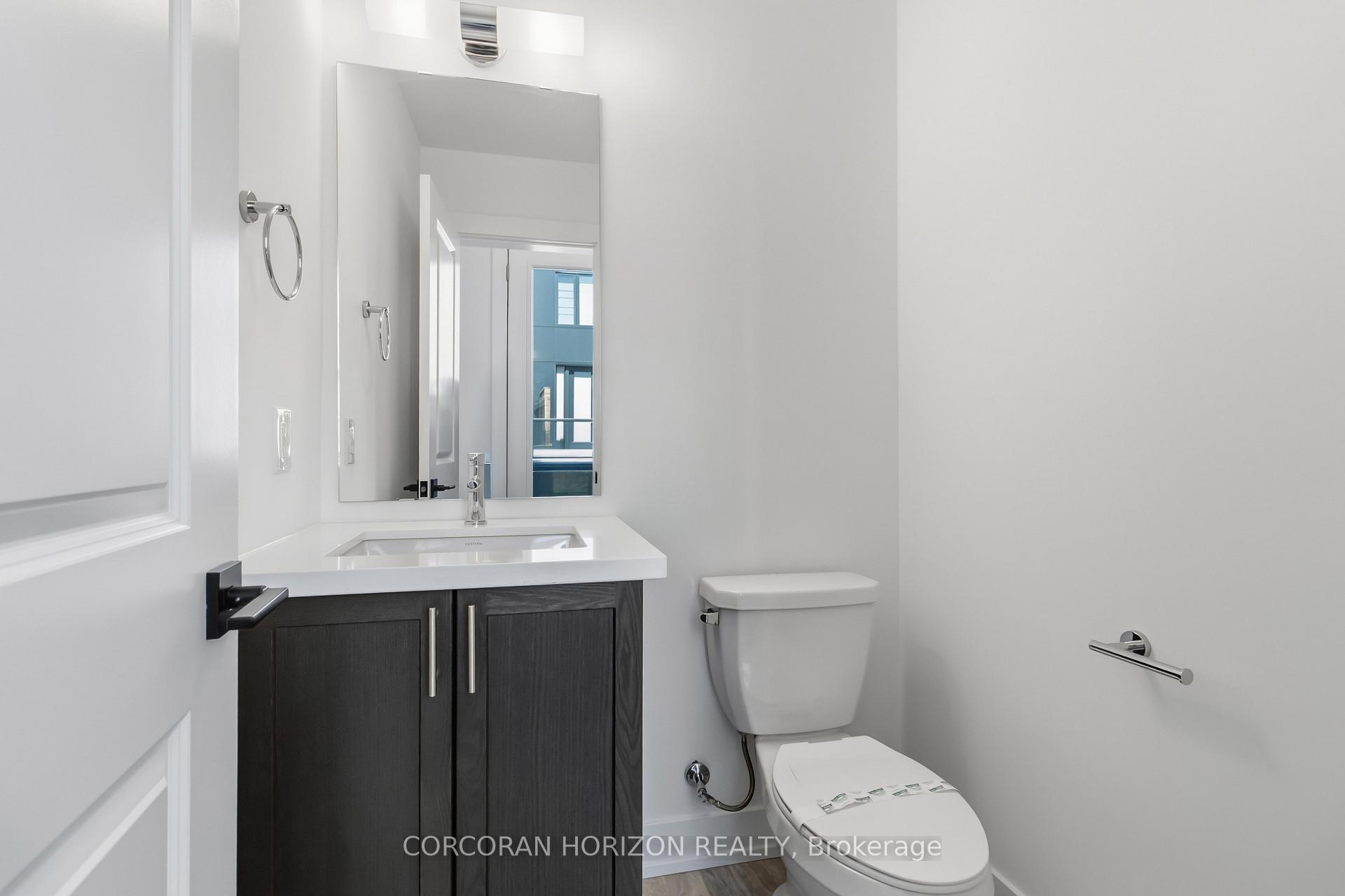 Photo 11 of Unit 38, 2273 Turnberry Road, Burlington, Rose — HOMEH