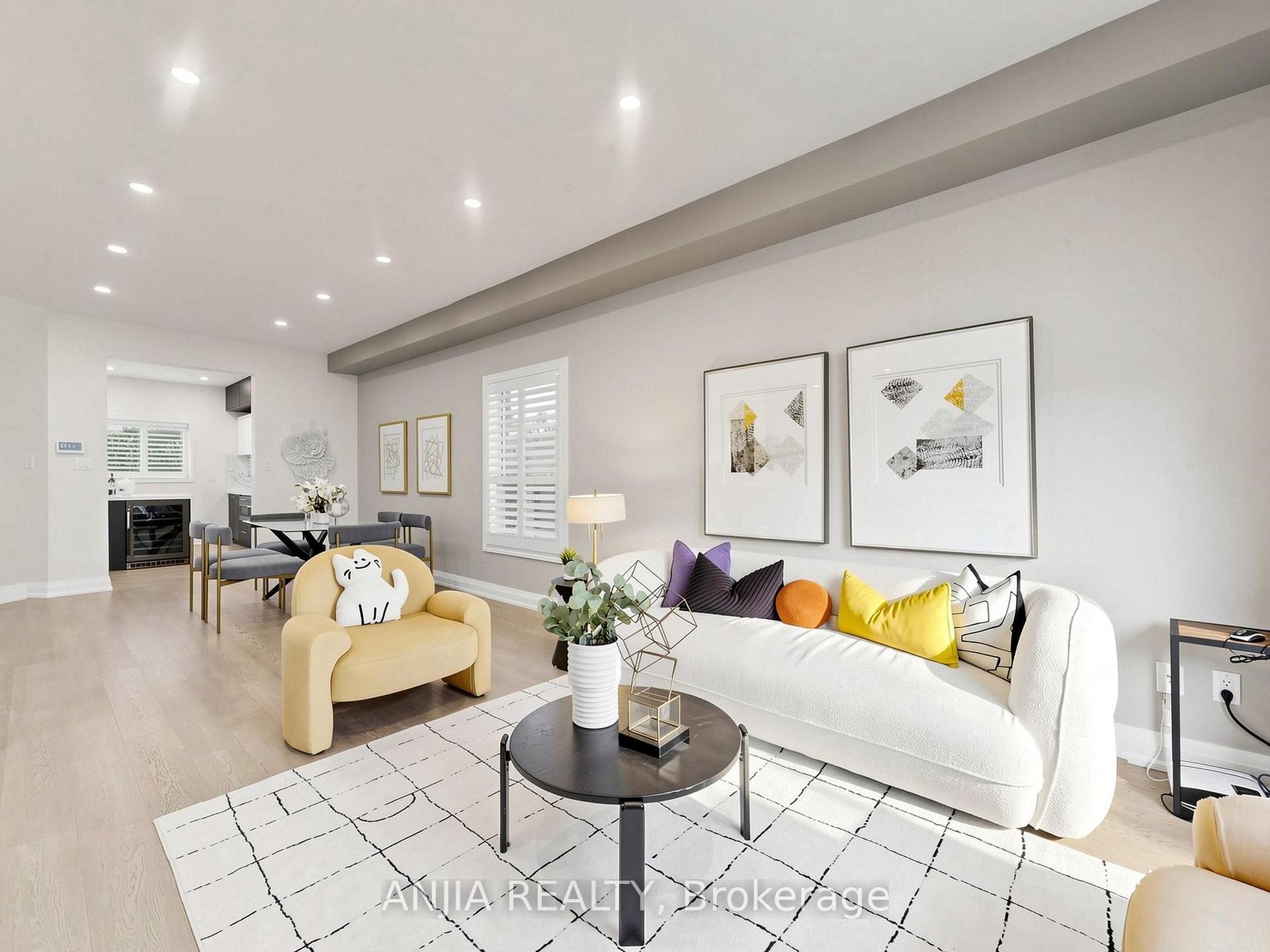 Photo 6 of 12 Gardenia Crescent, Markham, Cachet — HOMEH