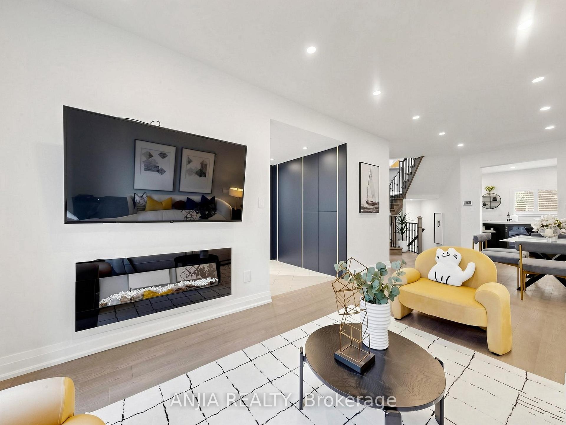 Photo 7 of 12 Gardenia Crescent, Markham, Cachet — HOMEH