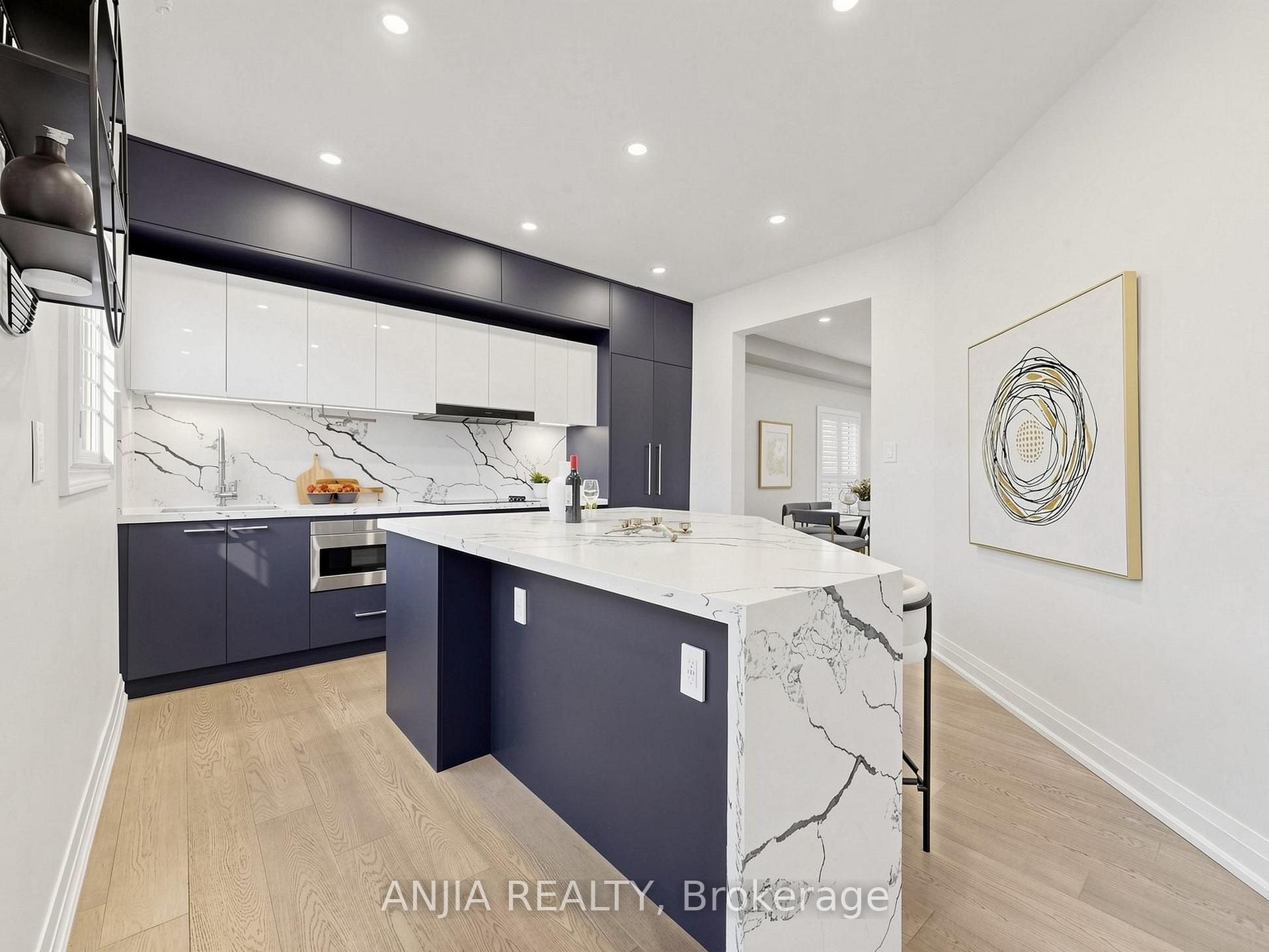 Photo 14 of 12 Gardenia Crescent, Markham, Cachet — HOMEH