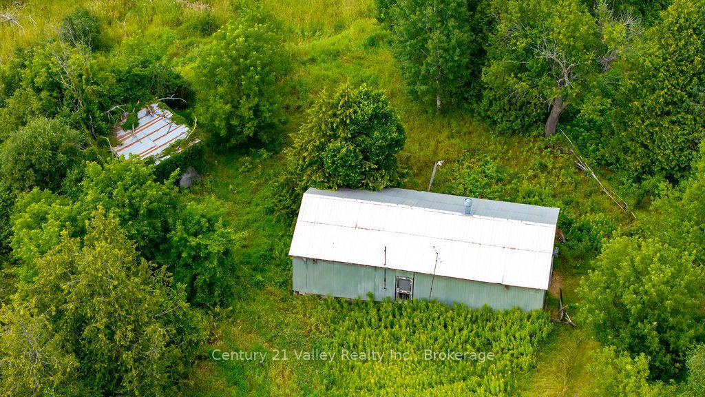Photo 35 of 290 Pucker Street, Renfrew, Renfrew — HOMEH