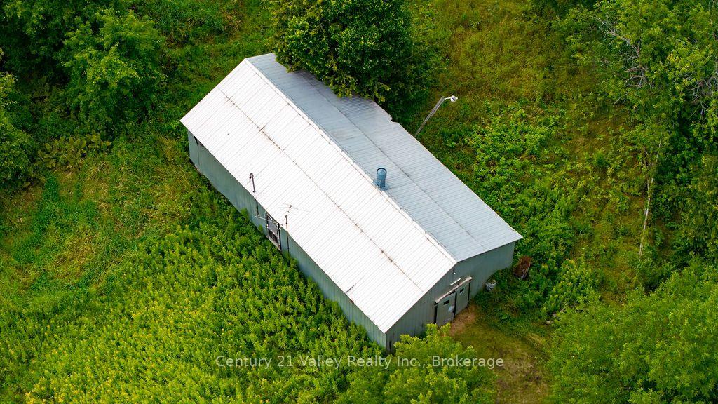 Photo 37 of 290 Pucker Street, Renfrew, Renfrew — HOMEH