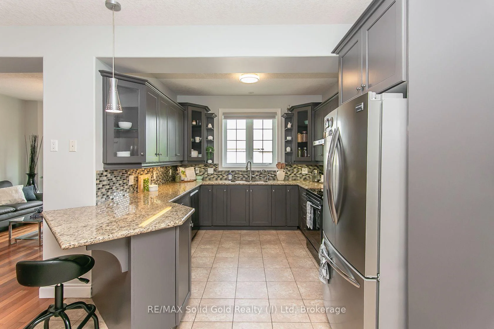 Photo 13 of 563 Woolgrass Avenue, Waterloo, Erbsville/Laurelwood — HOMEH