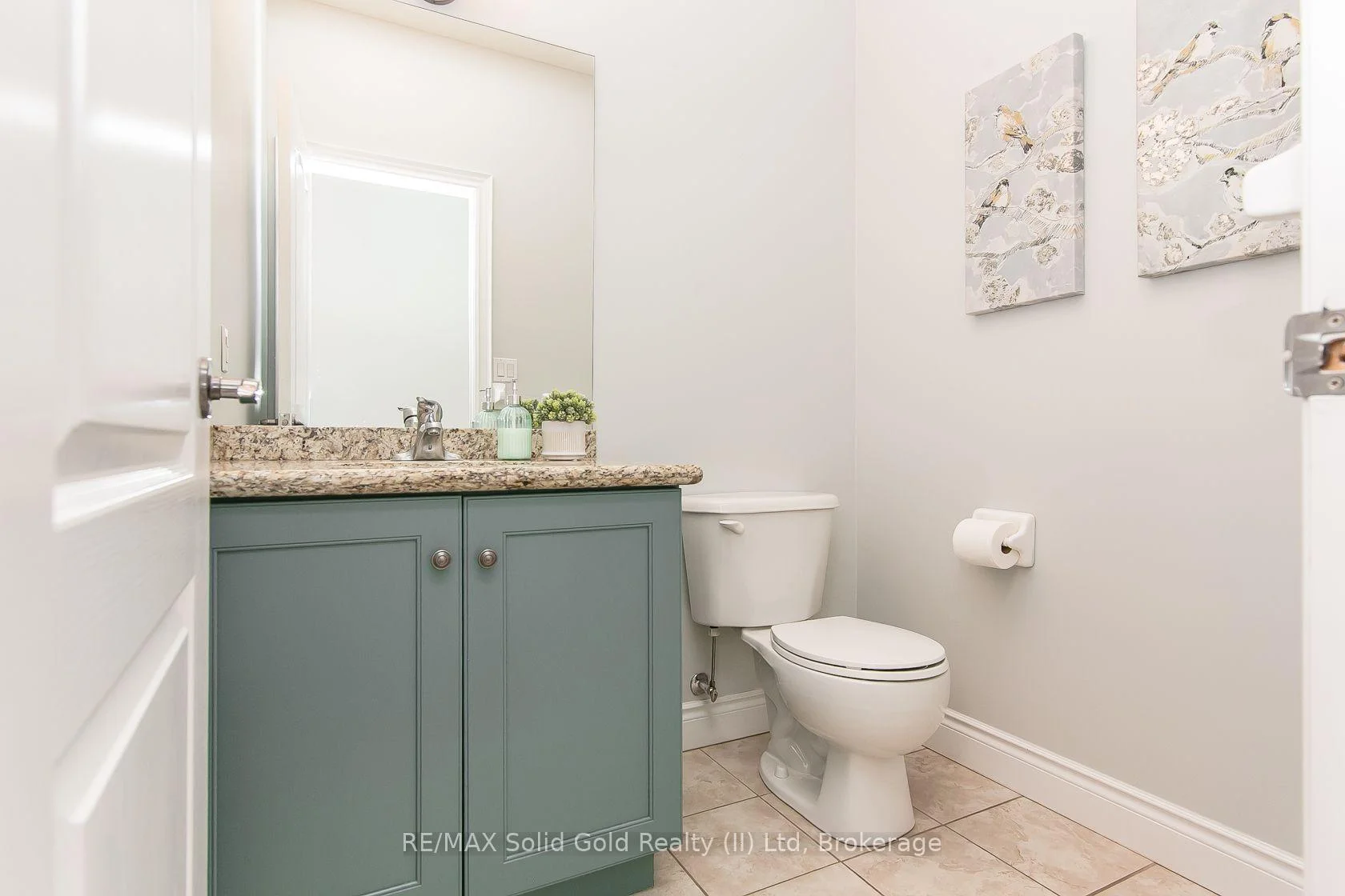 Photo 18 of 563 Woolgrass Avenue, Waterloo, Erbsville/Laurelwood — HOMEH