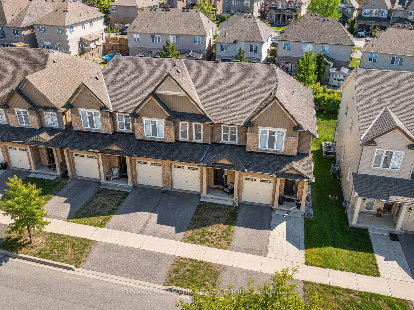 Photo 1 of 834 Cedar Creek Drive, Ottawa, Blossom Park/Kemp Park/Findlay Creek — HOMEH