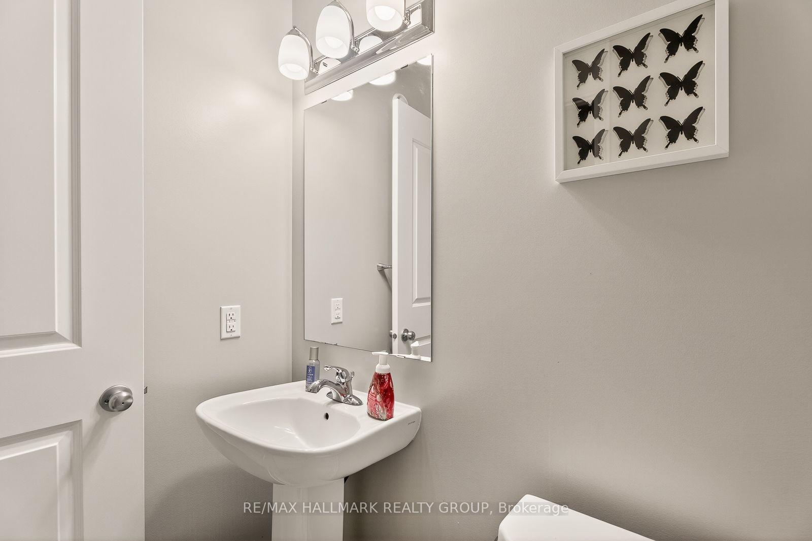 Photo 8 of 834 Cedar Creek Drive, Ottawa, Blossom Park/Kemp Park/Findlay Creek — HOMEH