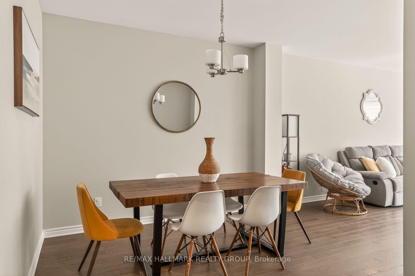 Photo 22 of 834 Cedar Creek Drive, Ottawa, Blossom Park/Kemp Park/Findlay Creek — HOMEH