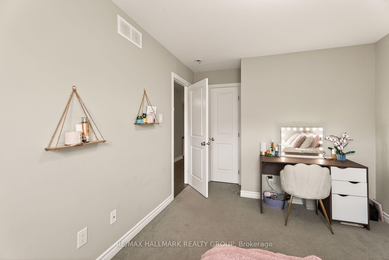 Photo 31 of 834 Cedar Creek Drive, Ottawa, Blossom Park/Kemp Park/Findlay Creek — HOMEH