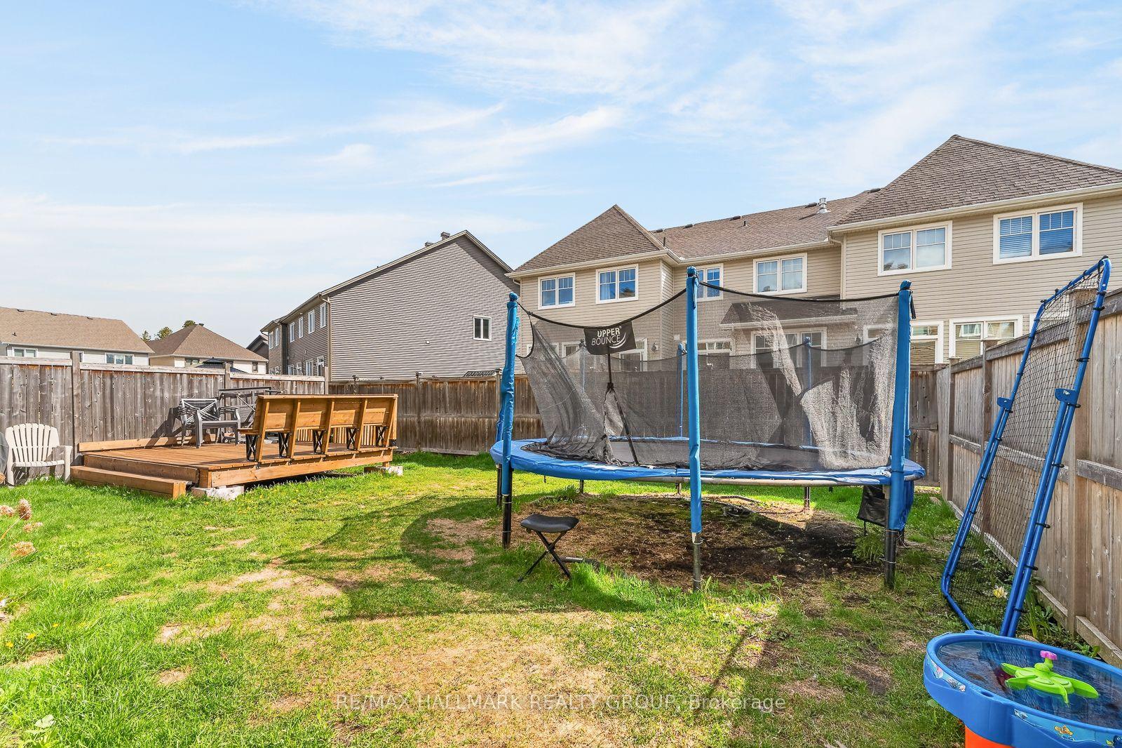 Photo 38 of 834 Cedar Creek Drive, Ottawa, Blossom Park/Kemp Park/Findlay Creek — HOMEH